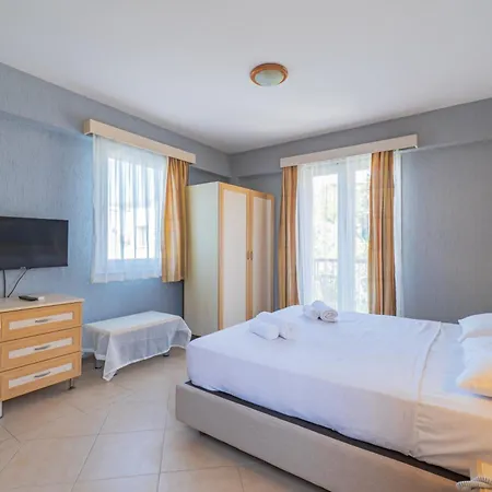 Hotel Sahara Aqua Halal